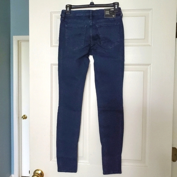 GAP Midrise Sculpted Legging Jeans - Picture 6 of 10